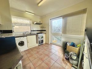 CLOVER DRIVE- click for photo gallery